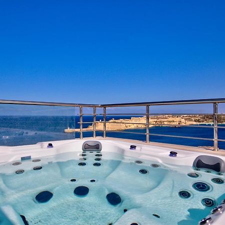 Valletta Luxury 4-Bedroom Duplex With Stunning Sea Views Private Terrace And Jacuzzi Exterior foto